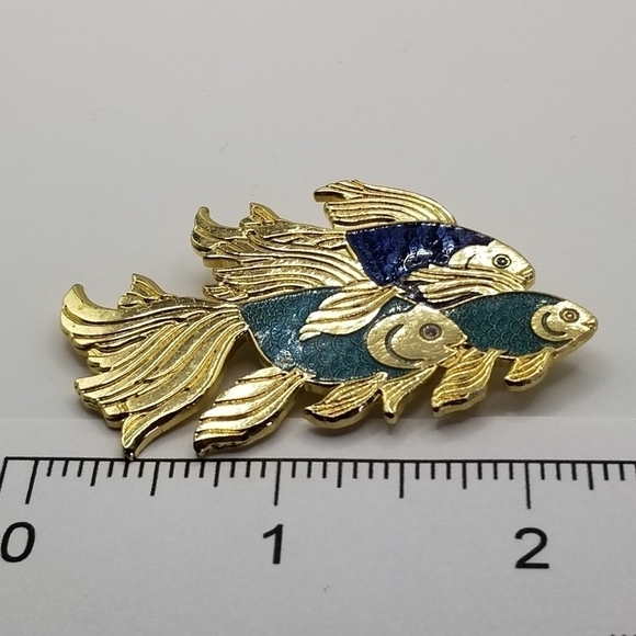 Fish Crown Enamel Gold Tone Bar Pin Brooch Vintage Angel Koi Fish Swimming Blue - Picture 6 of 12